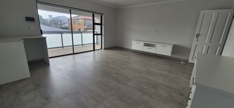 5 Bedroom Property for Sale in Myburgh Park Western Cape